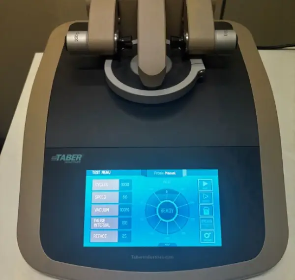 Abrasímetro rotatorio Taber (Lab metalográfico) Abrasímetro rotatorio Taber (Lab metalográfico)